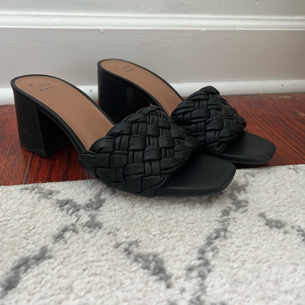Black sandals